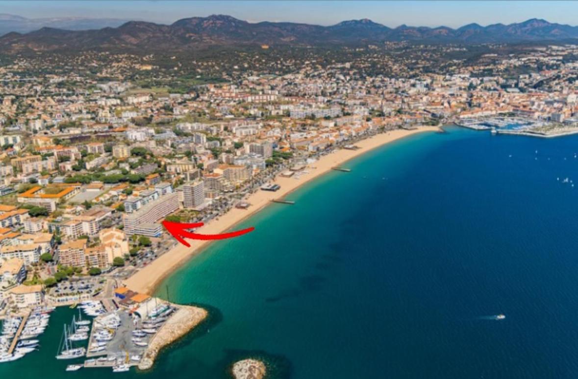 Appartement Vue Mer 80M2 Frejus Luaran gambar